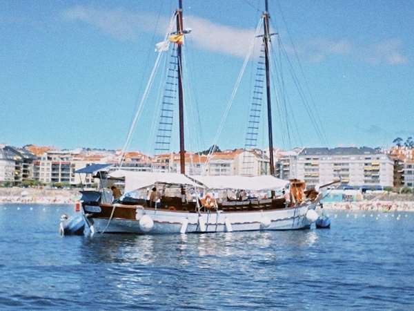 Sanbaia schooner